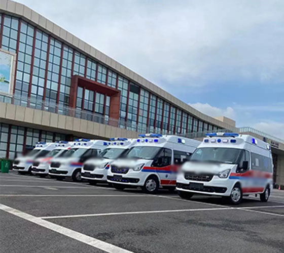 塔什库尔干塔吉克服务车队展示