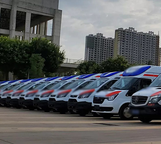 塔什库尔干塔吉克服务车队展示