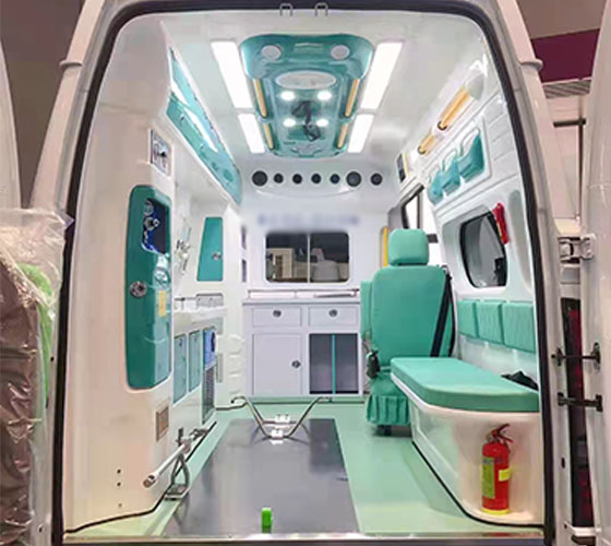 塔什库尔干塔吉克车辆内部展示